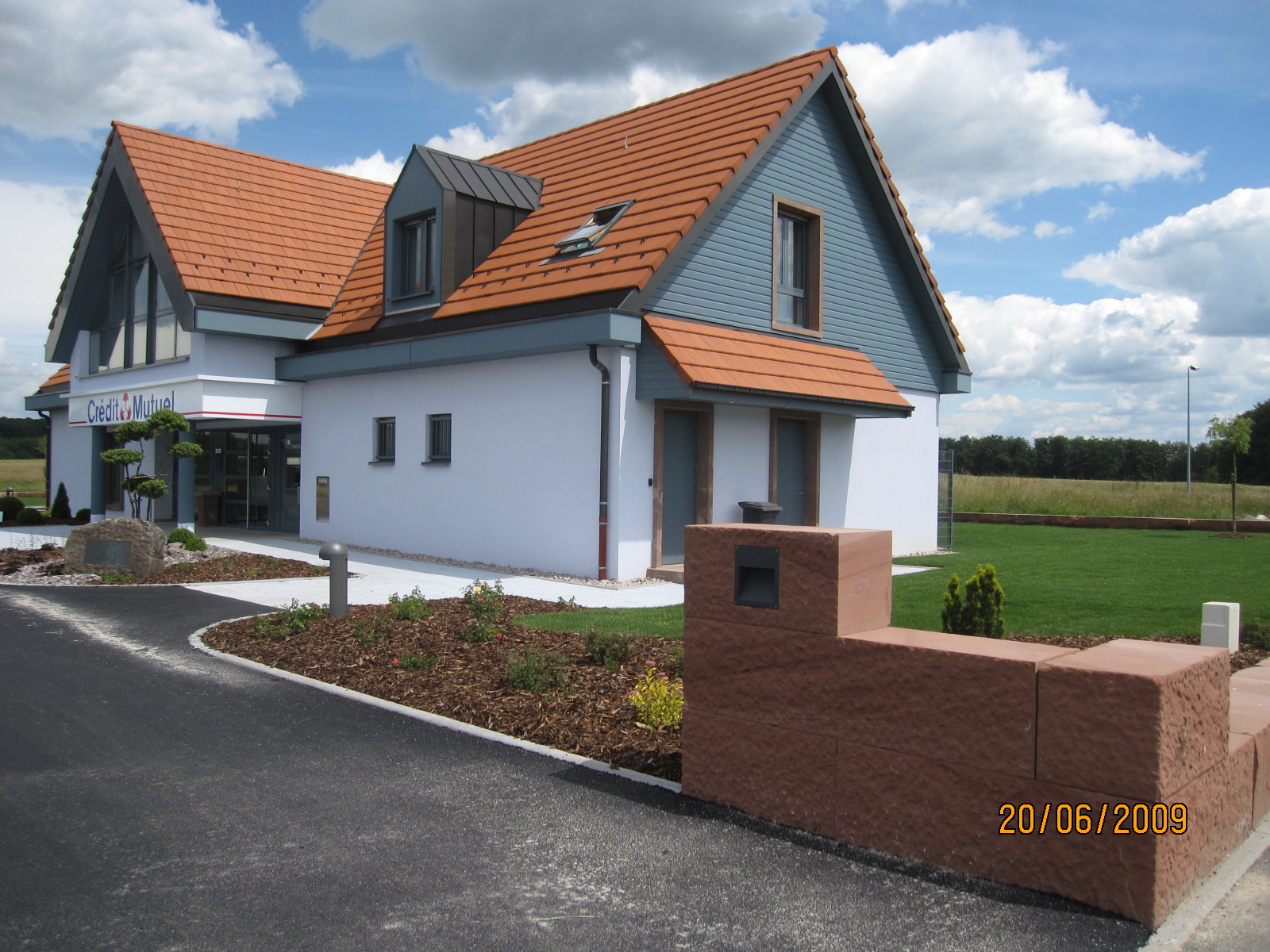 Cr&eacute;dit Mut Montbronn.JPG (601 KB)