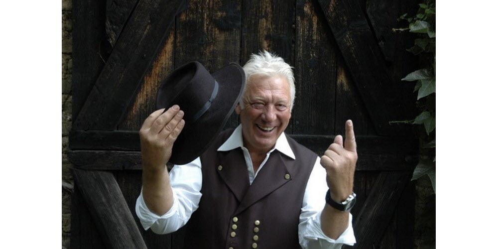 DANY copie.jpg (51 KB)